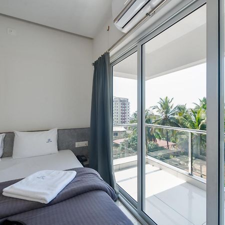Manipal Atalia Service Apartments エクステリア 写真